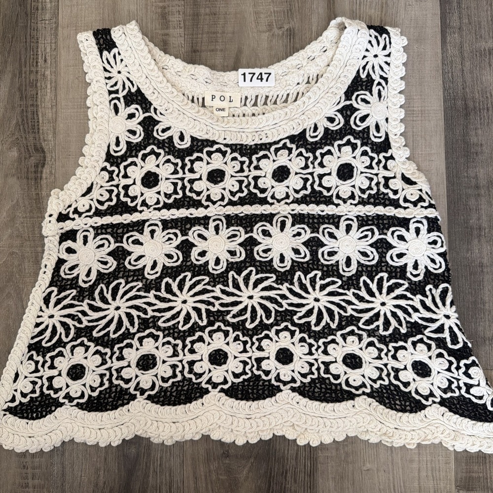 POL Women Black & Cream Crochet Top Boho Festival Hippie Coastal Cowgirl Tank OS